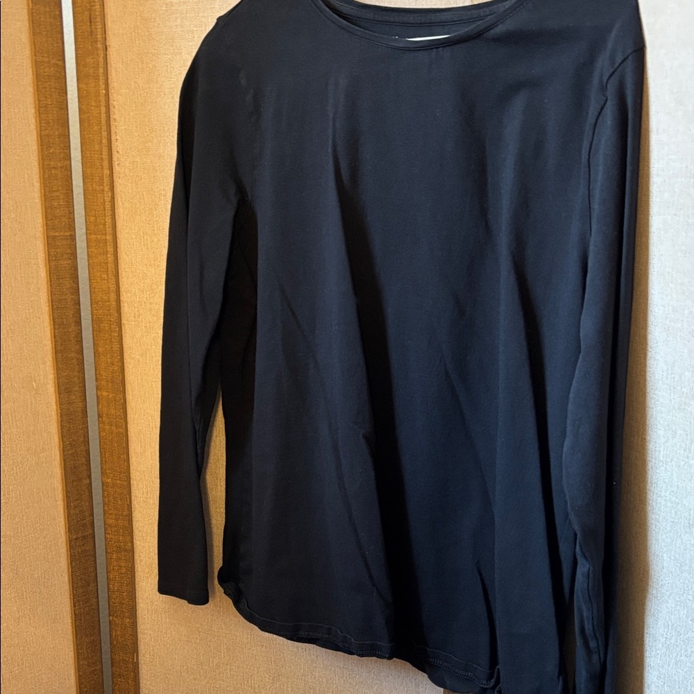 FINAL MARKDOWN Coldwater Creek Black Long Sleeve Top Large